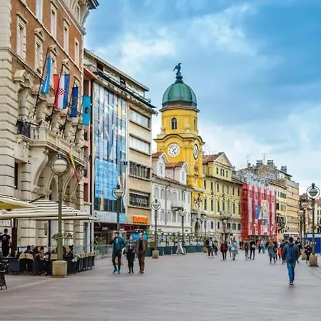 Daire Maslina Trsat With Free Private Parking *